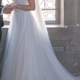 Thanks Komie and Andy for helping my wedding dress be perfectly altered! Thanks Komie and Andy for helping my wedding dress be perfectly altered!