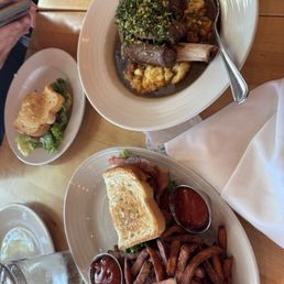 Blt with sweet potato fries and lamb shank Blt with sweet potato fries and lamb shank
