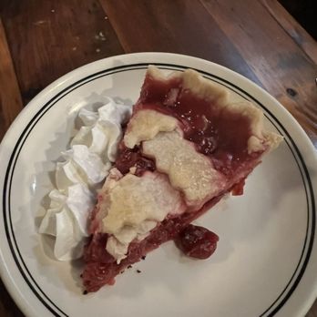 Flying Mango - Cherry lattice pie - Barbeque Near Me - Des Moines, Iowa