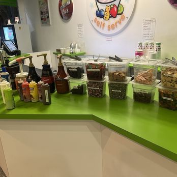 Fallbrook Froyo - Syrups and magic shell sauce - Ice Cream & Frozen Yogurt Near Me - Fallbrook, California