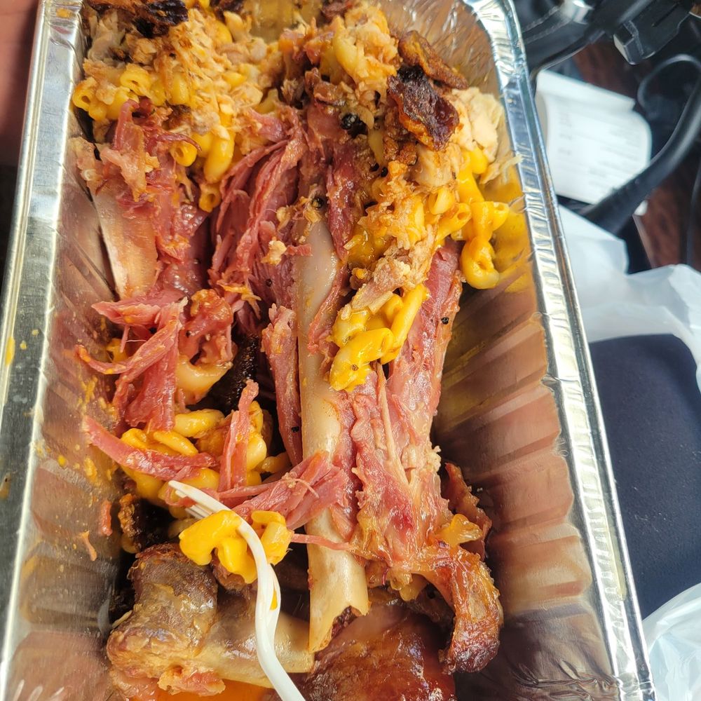 Hickory Tree Turkey BBQ - Looks like a jumbled mess, but it's great! - Barbeque Near Me - Greensboro, North Carolina Hickory Tree Turkey BBQ - Looks like a jumbled mess, but it's great! - Barbeque Near Me - Greensboro, North Carolina