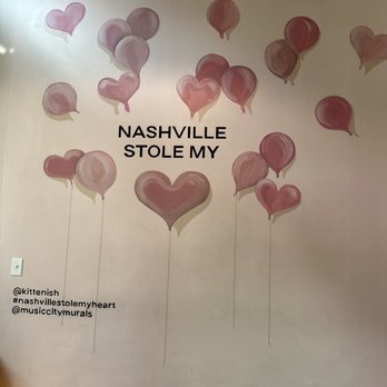 Kittenish - Balloon wall - Women's Clothing Near Me - Nashville, Tennessee