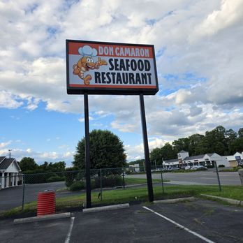 Don Camaron Seafood Restaurant - The parking lot sign of the restaurant under a beautiful blue sky. - Seafood Near Me - Roanoke, Virginia Don Camaron Seafood Restaurant - The parking lot sign of the restaurant under a beautiful blue sky. - Seafood Near Me - Roanoke, Virginia