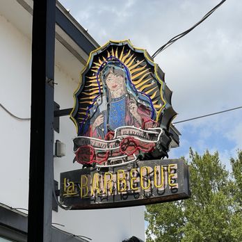 la Barbecue - Sign - Barbeque Near Me - Austin, Texas