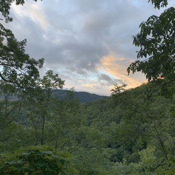 Laurel Falls Trailhead - Hiking Near Me - Gatlinburg, Tennessee Laurel Falls Trailhead - Hiking Near Me - Gatlinburg, Tennessee