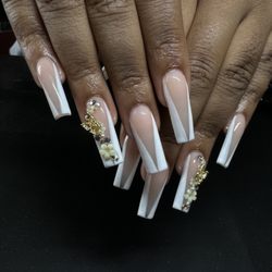 Sabrina Sculpts Nails