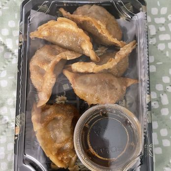 Domoishi - Beef Gyoza (6) - Poke Near Me - Suffolk, Virginia