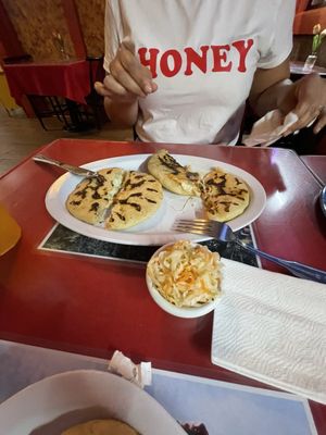 Myra's Salvadorian Cuisine by null