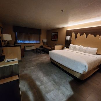 Best Western Plus Canyonlands Inn - Hotels Near Me - Moab, Utah