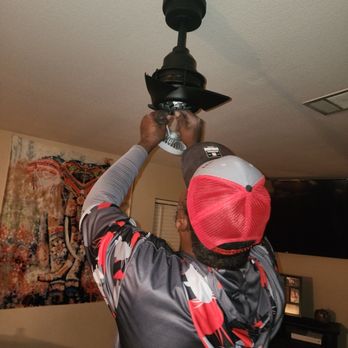 Bootz Handyman Services - Ceiling fan installation - Handyman Near Me - Kyle, Texas