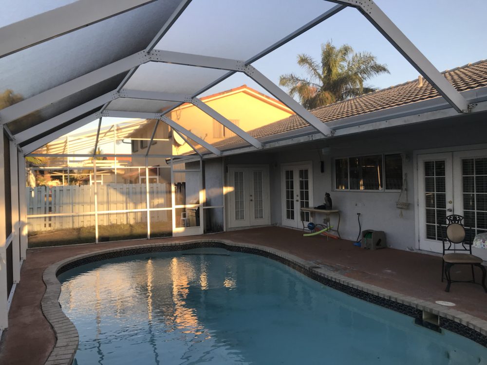 Slide of Screen in Miami