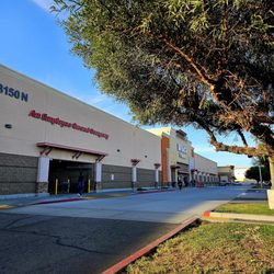Winco Foods - Front