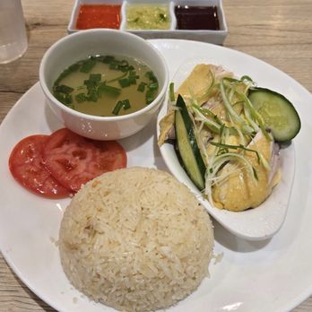 Pho Nic - Hainan chicken rice platter - ginger scallion sauce is the bomb - Noodles Near Me - Fountain Valley, California Pho Nic - Hainan chicken rice platter - ginger scallion sauce is the bomb - Noodles Near Me - Fountain Valley, California