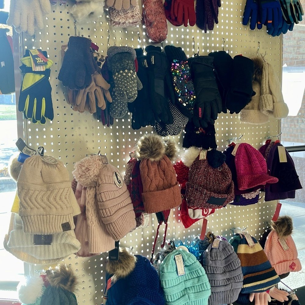 Turn Style Consignment - Winter Hats & Gloves - Used, Vintage & Consignment Near Me - Maple Grove, Minnesota Turn Style Consignment - Winter Hats & Gloves - Used, Vintage & Consignment Near Me - Maple Grove, Minnesota