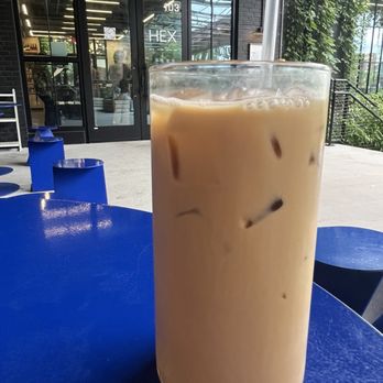 HEX Coffee Kitchen & Natural Wines - Vanilla latte with oat milk - Coffee Roasteries Near Me - Charlotte, North Carolina HEX Coffee Kitchen & Natural Wines - Vanilla latte with oat milk - Coffee Roasteries Near Me - Charlotte, North Carolina