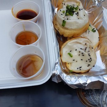 Shengjian King - Juicy steamed pork soup buns - Dim Sum Near Me - Markham, Ontario