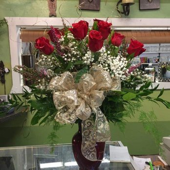 Country Corner Florist - Florists Near Me - Taft, California Country Corner Florist - Florists Near Me - Taft, California