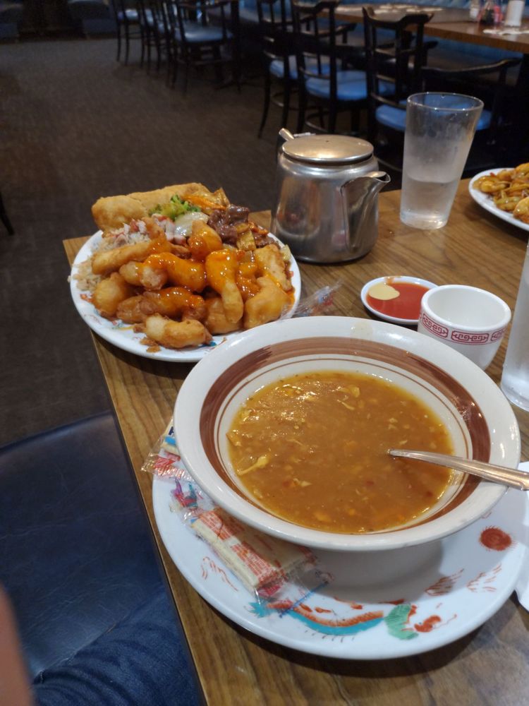 BLUE WILLOW RESTAURANT & LOUNGE 13 Photos & 76 Reviews 1985