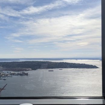Columbia Tower Club - Social Clubs Near Me - Seattle, Washington