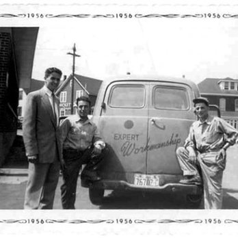 Remi Gosselin Flooring - three men standing in front of a car - Flooring Near Me - Sudbury, Ontario Remi Gosselin Flooring - three men standing in front of a car - Flooring Near Me - Sudbury, Ontario