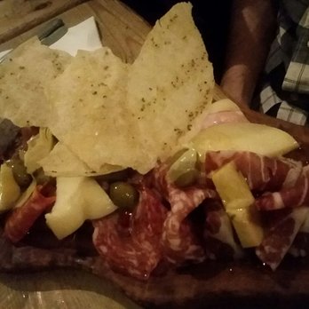 Pizzeria Pappagone - Antipasto pappagone - Italian Near Me - London, XGL