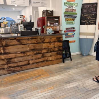 Seaside Scoops - Seasonal ice cream choices - Desserts Near Me - Newport, Rhode Island Seaside Scoops - Seasonal ice cream choices - Desserts Near Me - Newport, Rhode Island