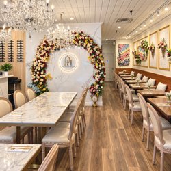 One House Bistro - Elegant floral interior at One House Bistro in San Ramon--a beautiful setting for breakfast, brunch, and Thai cuisine.
