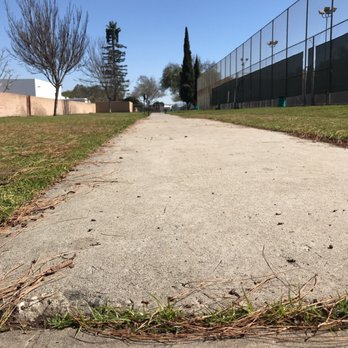 George Bellis Park - Dog Parks Near Me - Buena Park, California