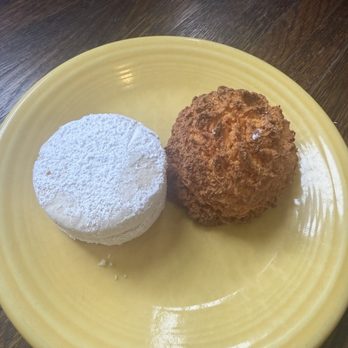 La Victoria - macaron and alfajores - Bakeries Near Me - San Francisco, California La Victoria - macaron and alfajores - Bakeries Near Me - San Francisco, California
