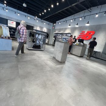 New Balance - Shoe Stores Near Me - Pasadena, California New Balance - Shoe Stores Near Me - Pasadena, California