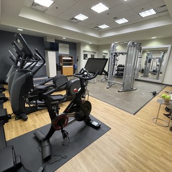 Hilton Dallas/Rockwall Lakefront - Fitness Room - Hotels Near Me - Rockwall, Texas