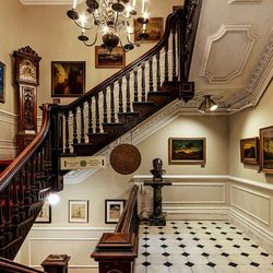 Salmagundi Club - Stairway to galleries - 12/11/2024