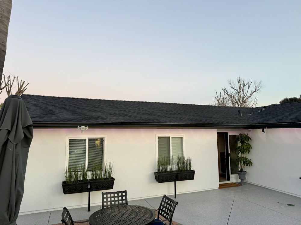 Slide of Alfredo's Roofing