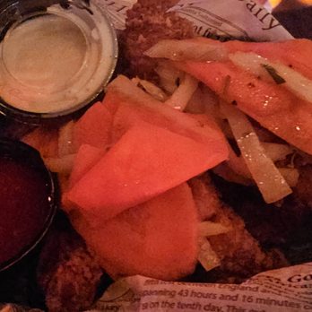 Slate NY - Buttermilk Fried Chicken Tenders - Dance Clubs Near Me - New York, New York Slate NY - Buttermilk Fried Chicken Tenders - Dance Clubs Near Me - New York, New York