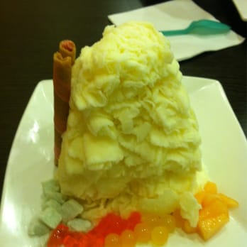 Frostcity - Piña Colada frost - Desserts Near Me - Honolulu, Hawaii Frostcity - Piña Colada frost - Desserts Near Me - Honolulu, Hawaii