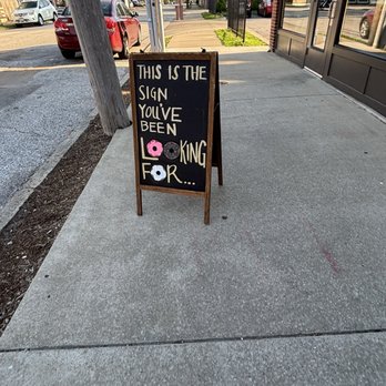 Vincent Van Doughnut - The Sign of the Donut and Holes. - Donuts Near Me - St. Louis, Missouri Vincent Van Doughnut - The Sign of the Donut and Holes. - Donuts Near Me - St. Louis, Missouri