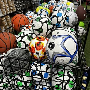 Soccer Locker & Sports - Shoe Stores Near Me - Honolulu, Hawaii Soccer Locker & Sports - Shoe Stores Near Me - Honolulu, Hawaii