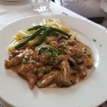 Cafe Gazelle - Veal Principesa - Italian Near Me - Long Beach, California