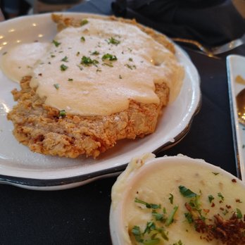 Moonshine Grill - Southern Near Me - Austin, Texas