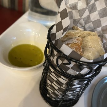 Centonove - Free bread and olive oil - Italian Near Me - Los Gatos, California Centonove - Free bread and olive oil - Italian Near Me - Los Gatos, California