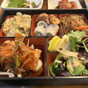 ChilSung Korean BBQ - Salmon Teriyaki Lunch Box - Korean Near Me - Oakland Gardens, New York