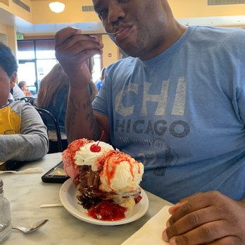 Fenton's Creamery - Me with the Junior Banana Split - Ice Cream & Frozen Yogurt Near Me - Vacaville, California