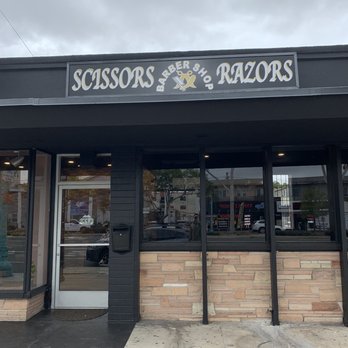 Scissors & Razors - Outside - Barbers Near Me - San Diego, California Scissors & Razors - Outside - Barbers Near Me - San Diego, California