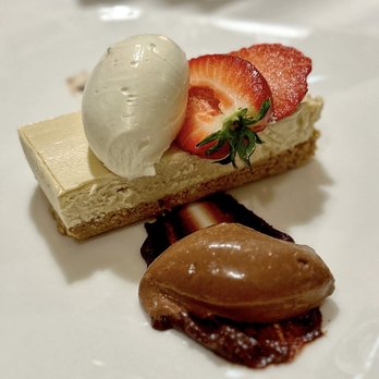 Brook's Hotel - Cheesecake - Hotels Near Me - Dublin, D