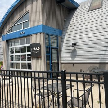 Le Bao - Patio - Asian Fusion Near Me - Columbia, Missouri