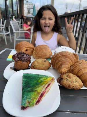 Common Bond Bistro & Bakery by null