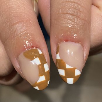 MC Prime Nails Studio - Bleeding cuticles - Nail Salons Near Me - Brooklyn, New York MC Prime Nails Studio - Bleeding cuticles - Nail Salons Near Me - Brooklyn, New York