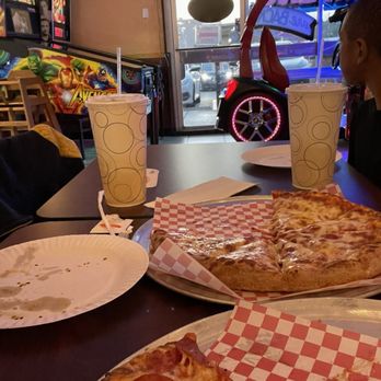Pasadena Pizza - Pizza Near Me - Pasadena, California
