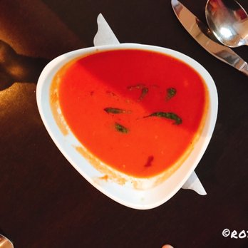 Esskult - Tomatensuppe - International Near Me - Hanover, NI