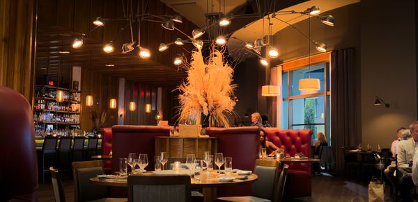Oak Steakhouse by null